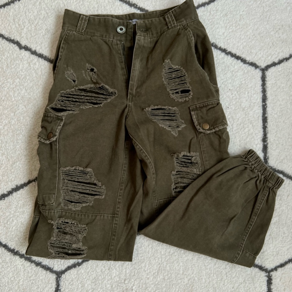 Destroy cargo jogger